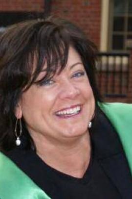 Image of Sonya Hooper at UPEI convocation