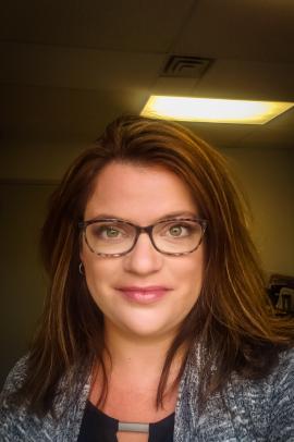 Jayelee Head shot 